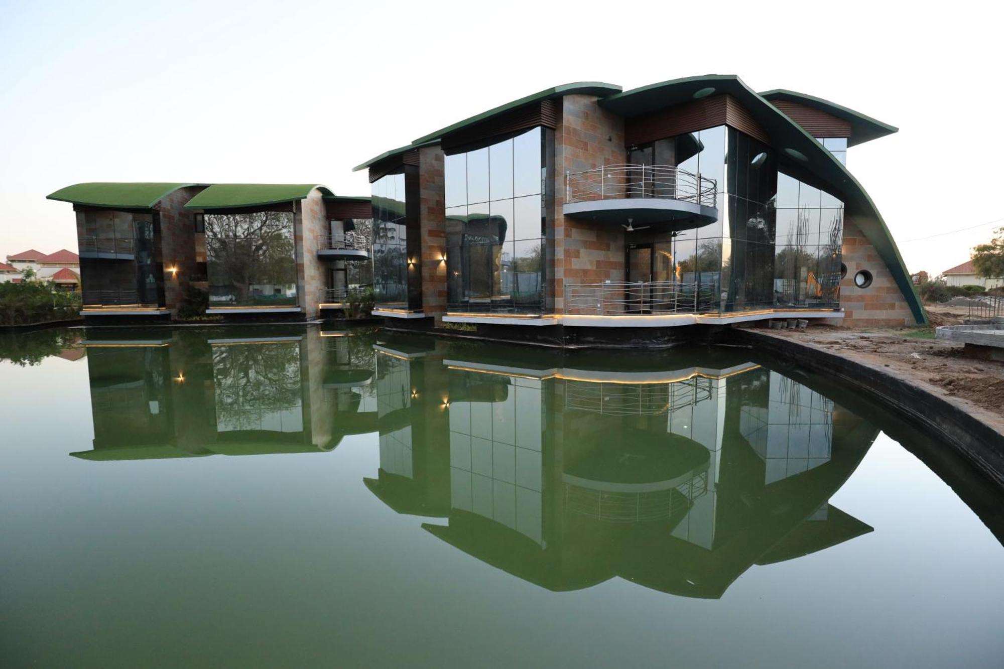 Neonz Resort & Club Ананд Екстер'єр фото