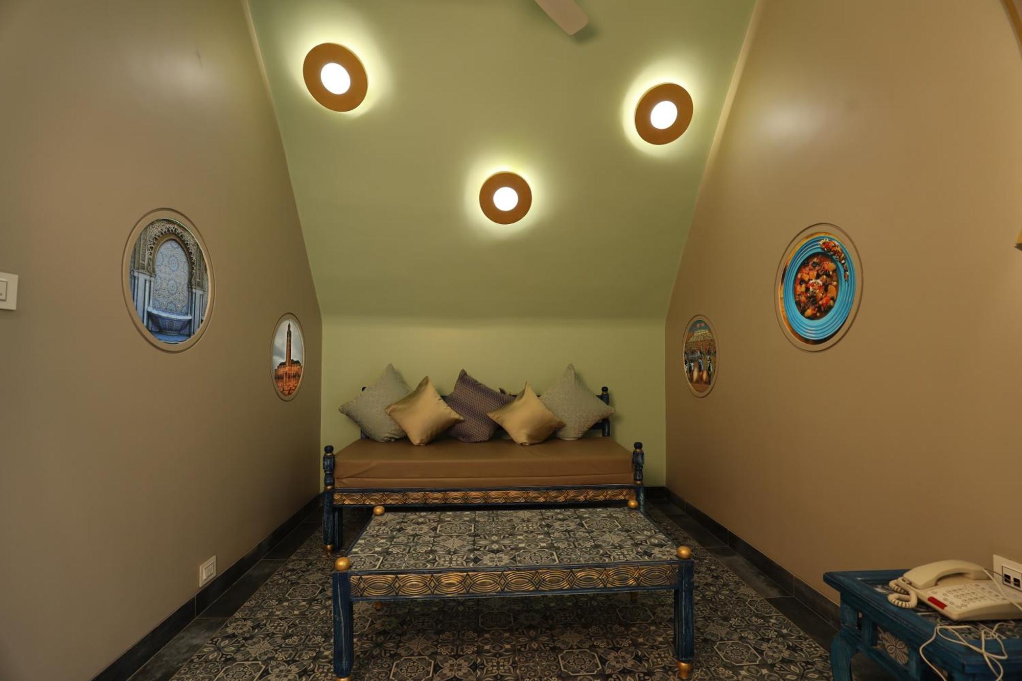 Neonz Resort & Club Ананд Екстер'єр фото